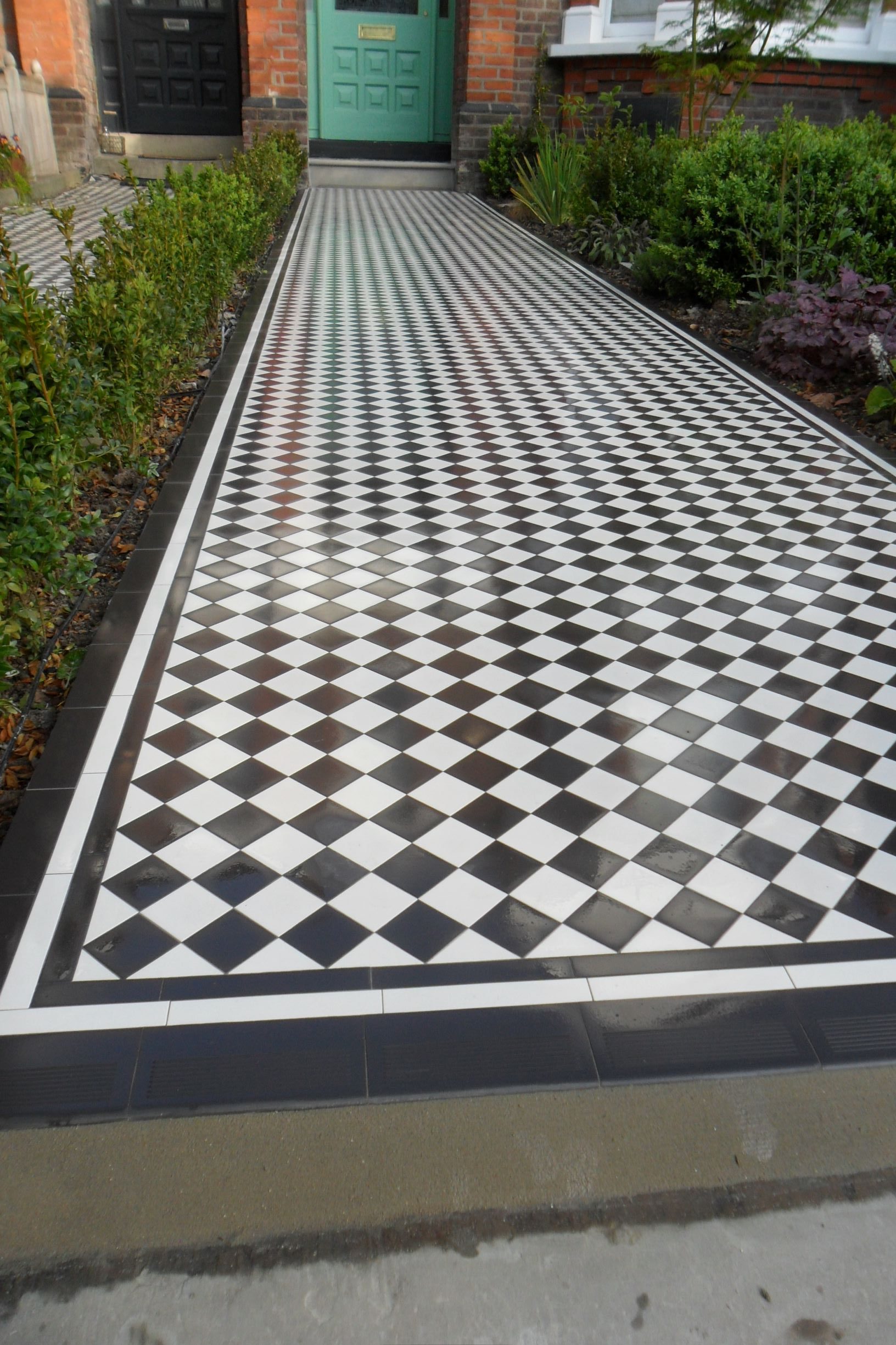 stunning Victorian tiled pathway in Chiswick